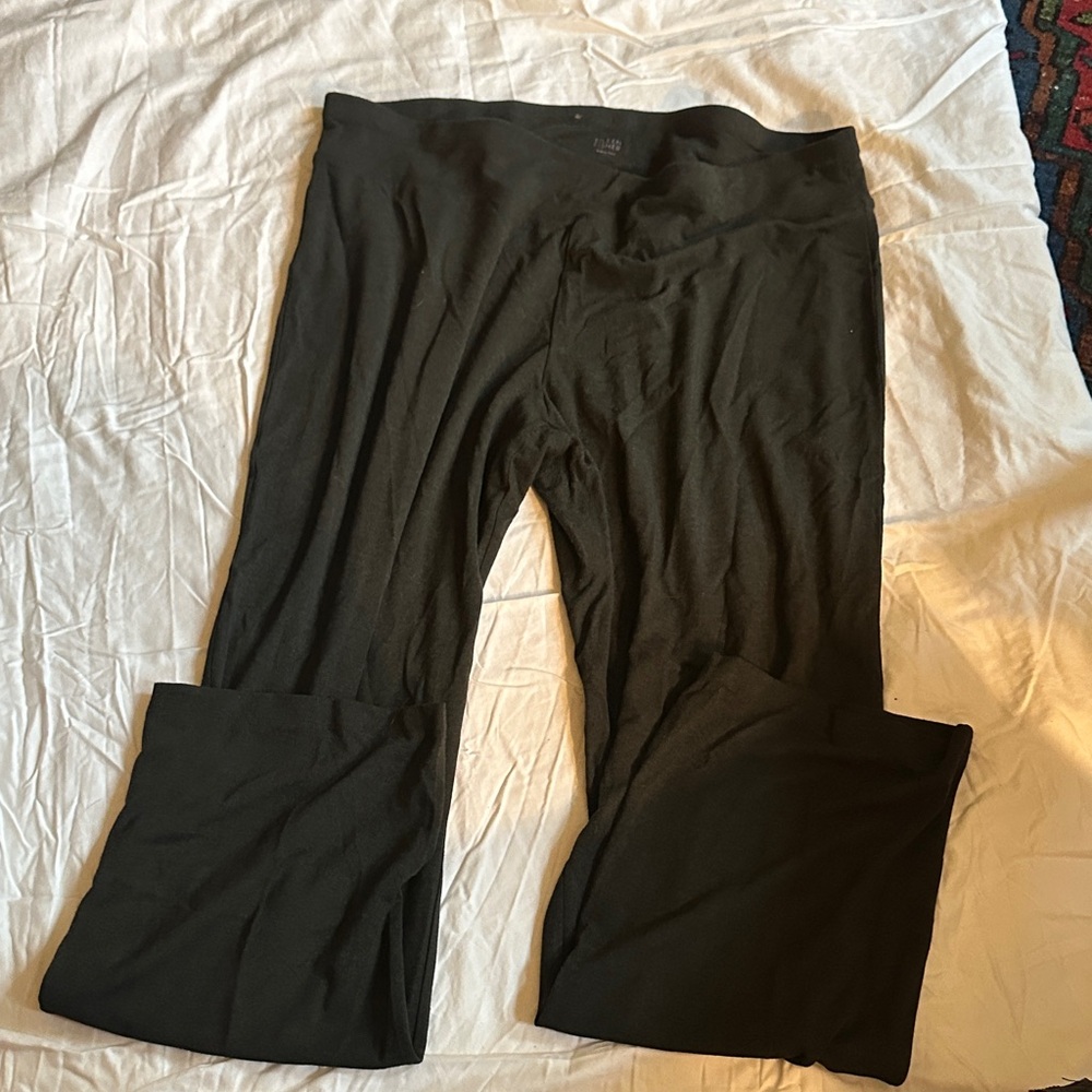 Eileen Fisher dark green pull on pants